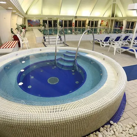 호텔 Ensana Thermal 4*